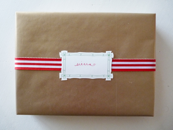 Em for Marvelous - simple gift wrap