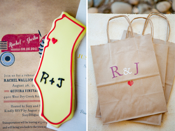custom wedding cookie