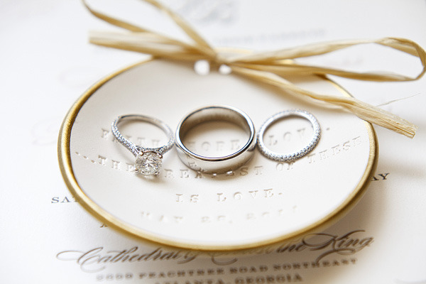 Paloma's Nest ring bearer bowl
