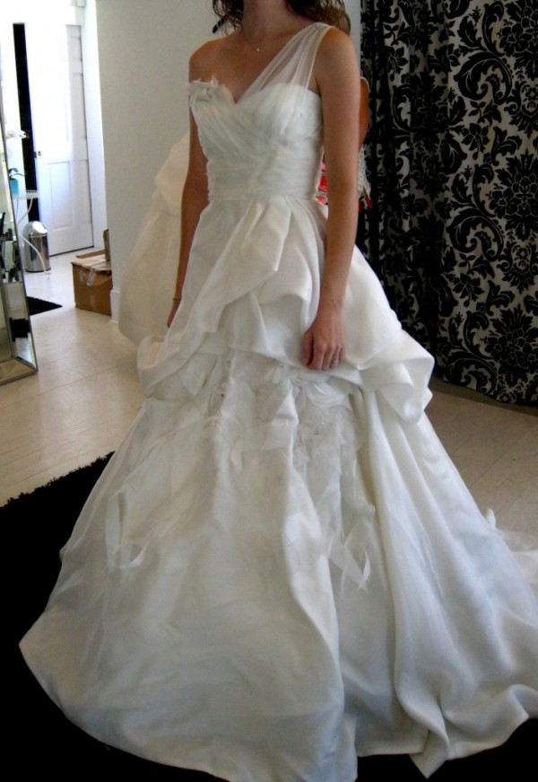 Monique Lhuillier Bailey