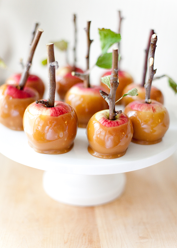 twig caramel apples