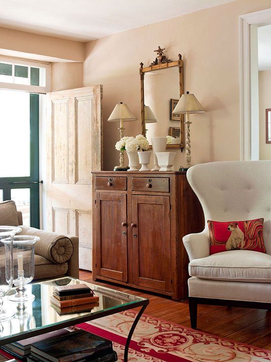 wooden-dresser-in-entryway