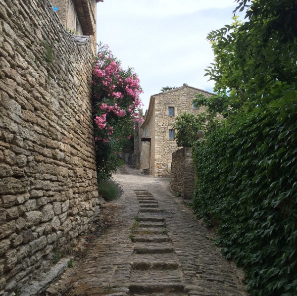 gordes-streets